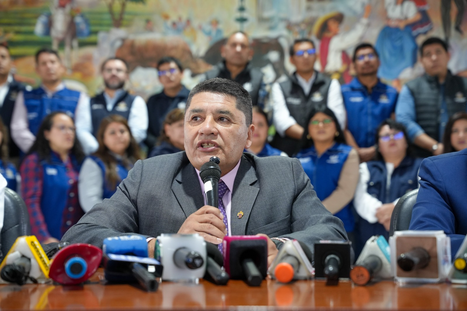 Alcalde Rivera: “Tengo derecho constitucional a defenderme tras una vacancia”