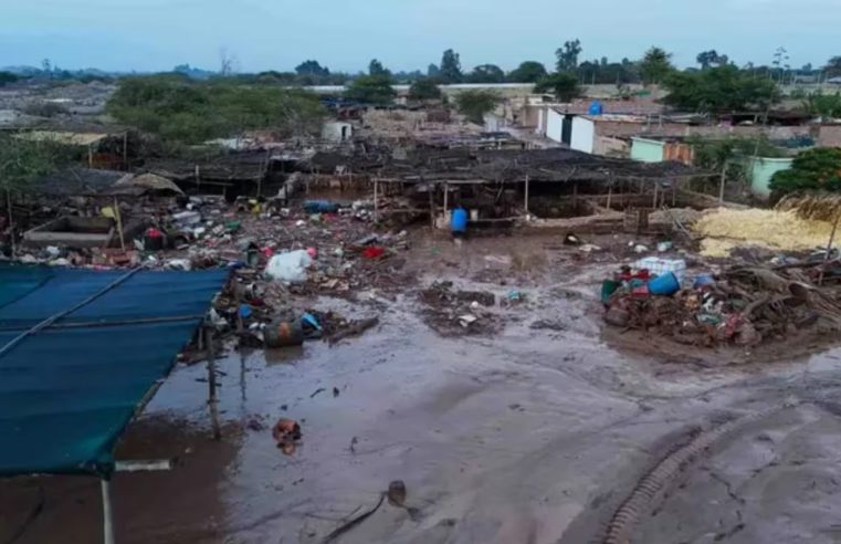 Más de 500 distritos en riesgo por lluvias en la sierra centro y sur