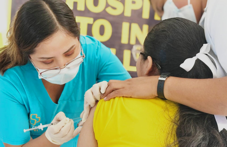 Refuerza en Arequipa vacunación