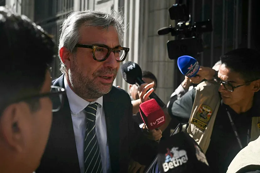 Fiscalía solicita detención preliminar de Corvetto por presuntas irregularidades electorales