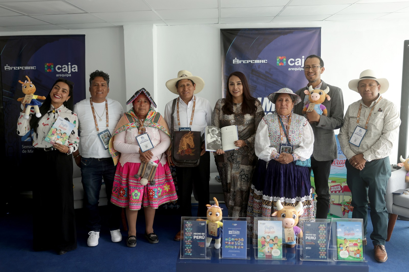 Caja Arequipa presenta libros que inspiran a emprendedores y promueven la educación financiera
