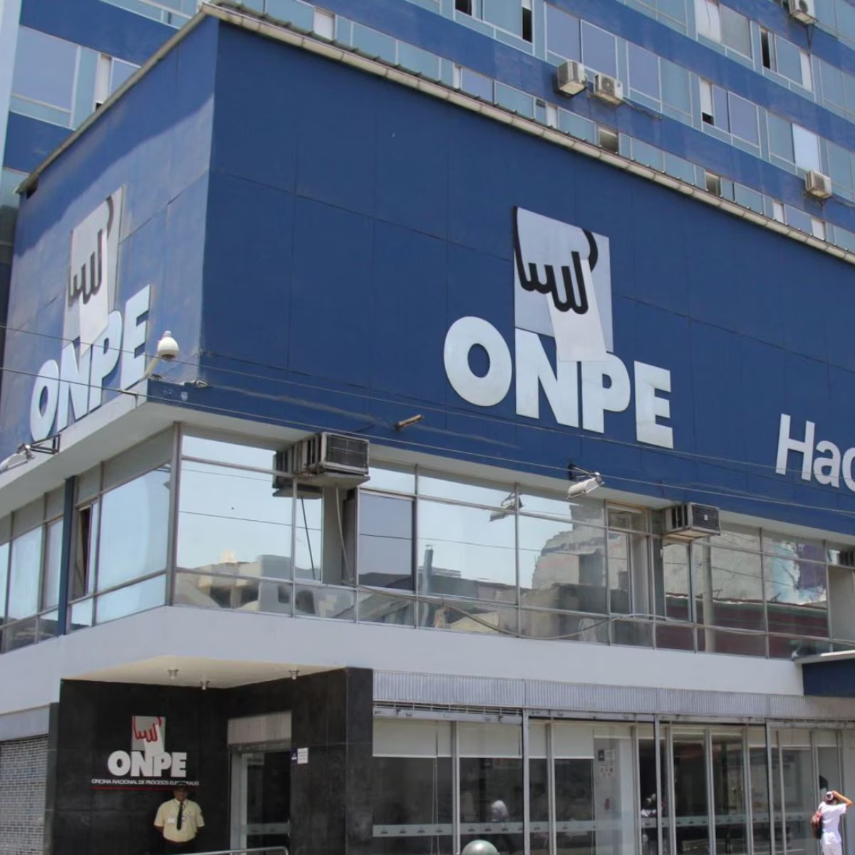 Fiscalía ordena peritaje a equipos de ONPE por fallas en Elecciones 2026