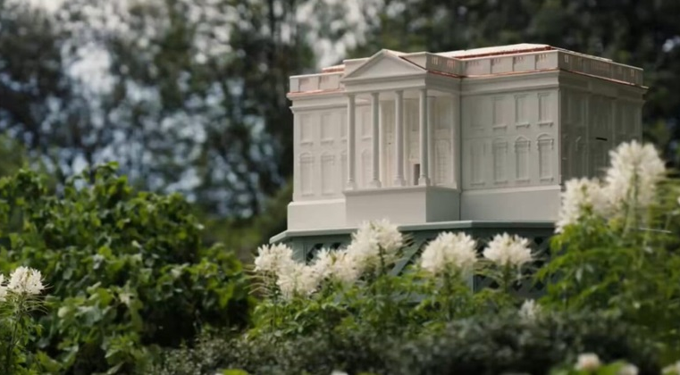 Melania Trump impulsa nueva colmena en la Casa Blanca