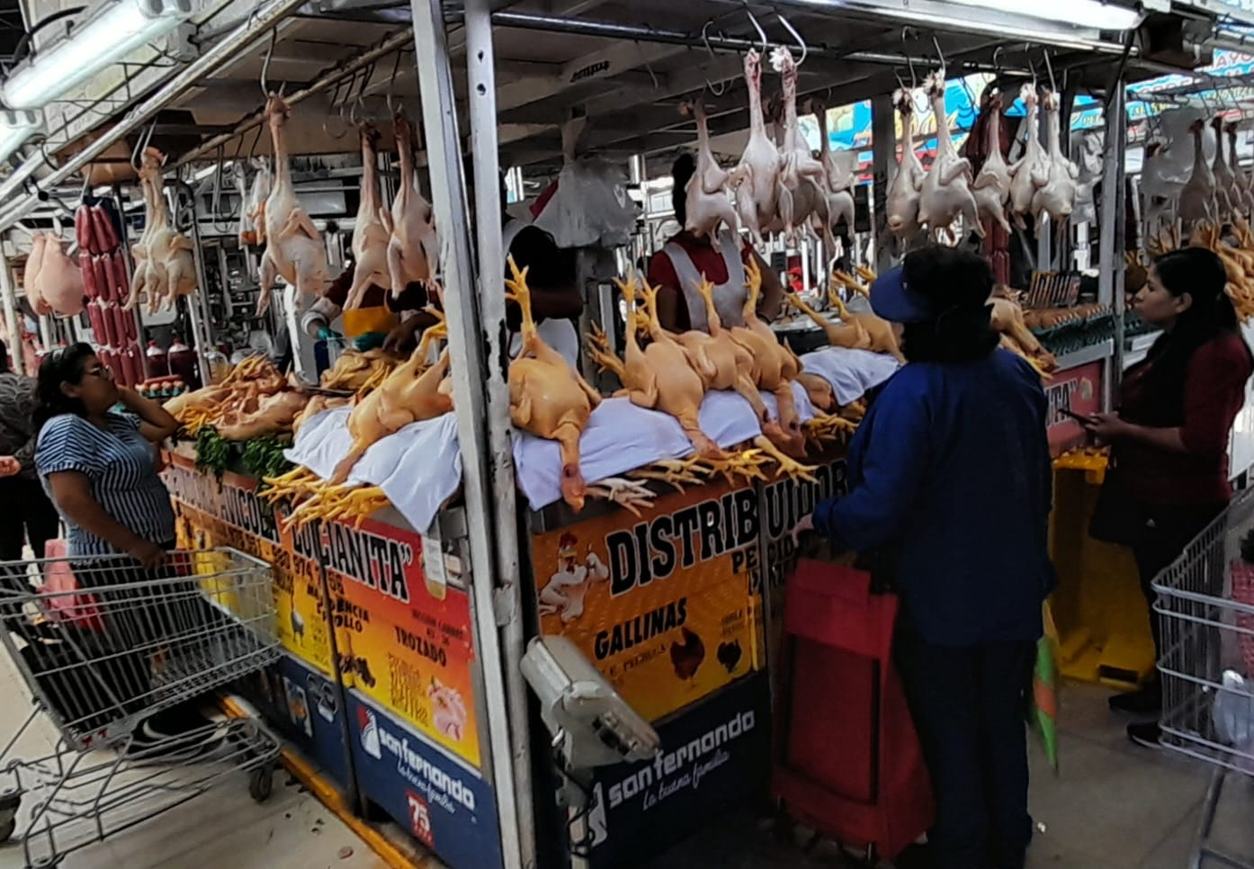 Precio del pollo baja y otros productos mantienen su costo