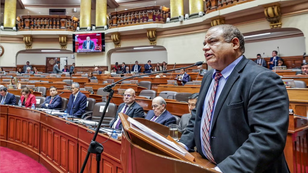 Alcaldes demandan más de S/ 7 000 millones para culminar obras públicas en el país