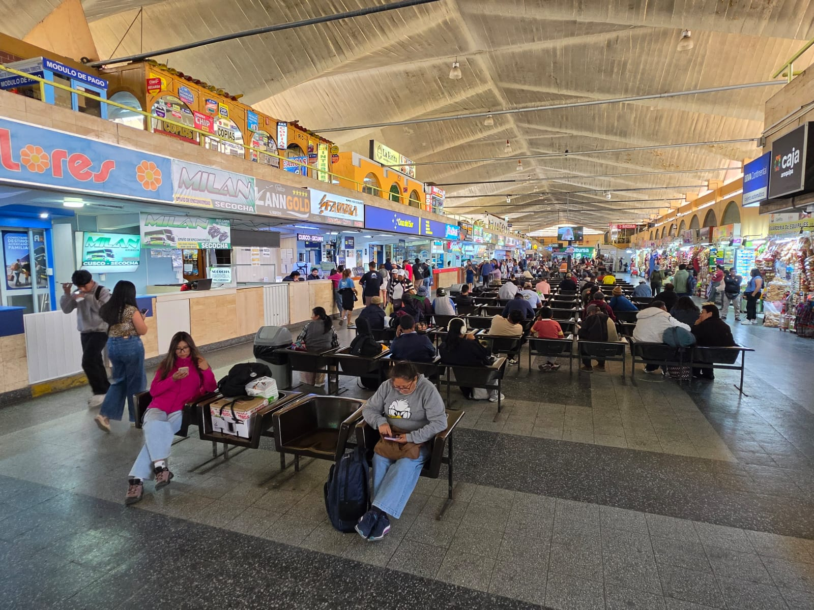 Se duplica precio de pasajes en el terminal terrestre de Arequipa