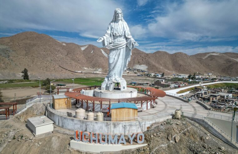 El lujo del despilfarro con dinero del canon en Uchumayo