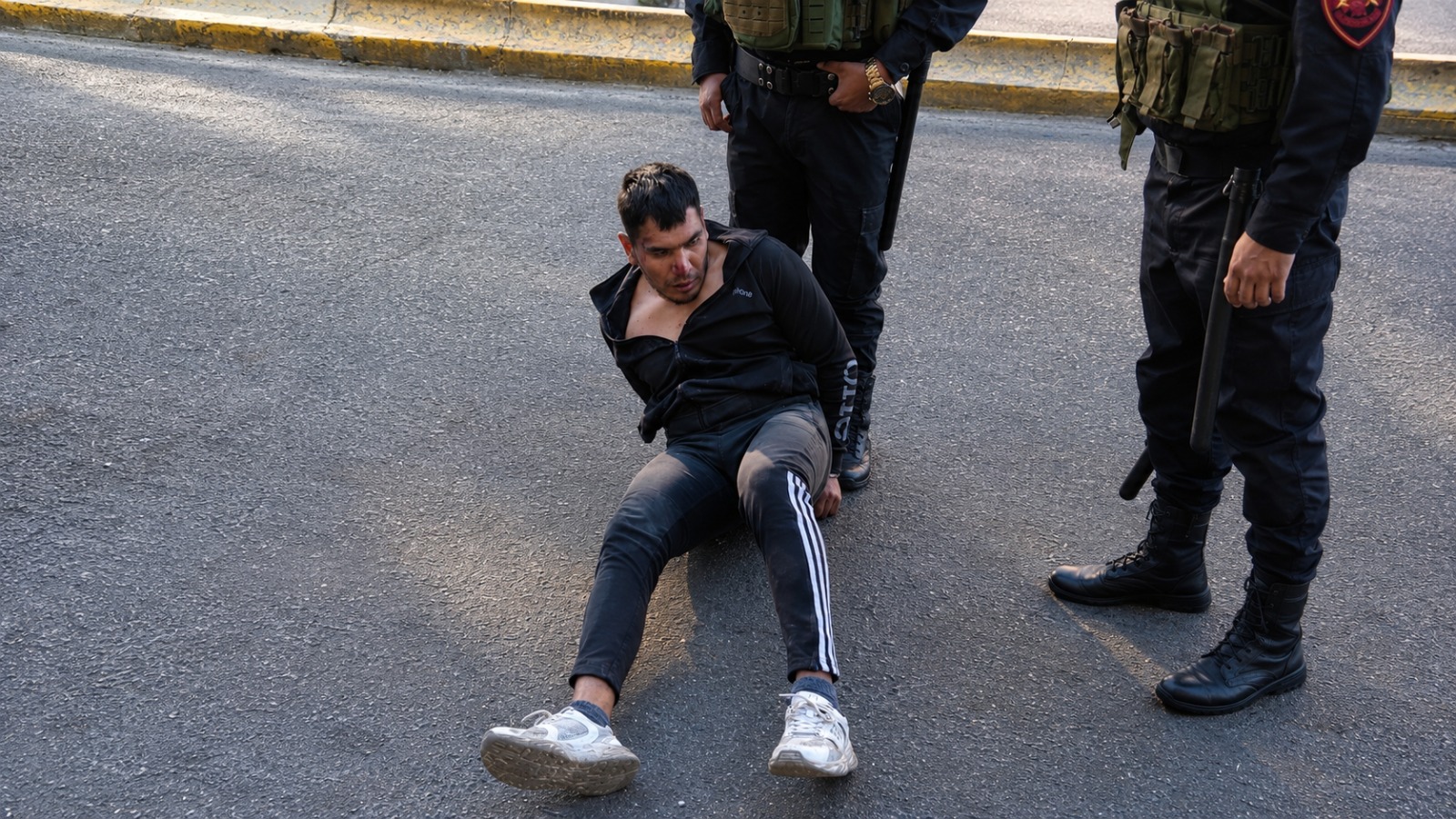 Delincuente ataca a mujeres frente a niña de dos años