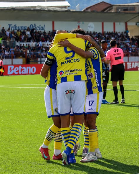 De la mano de Hernán Barcos, Cajamarca FC aplastó a Cristal