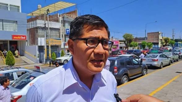 Taxistas de Arequipa exigen medidas urgentes para frenar la informalidad