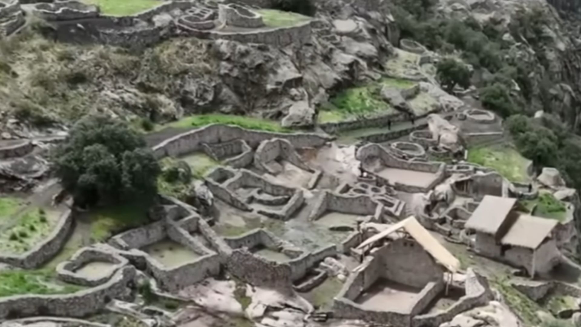 Ministerio de Cultura refuerza protección del sitio arqueológico de Taqrachullo