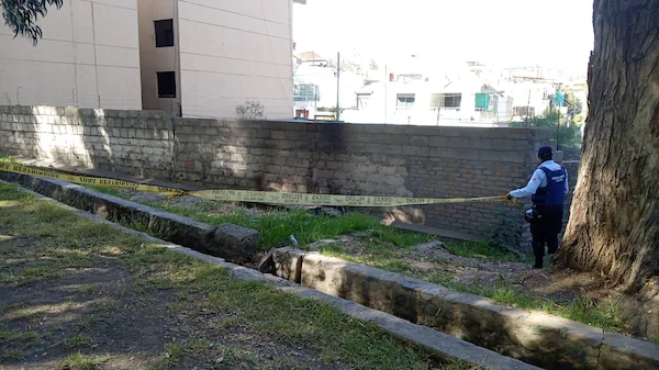 Encuentran restos calcinados de hombre en pleno parque Selva Alegre