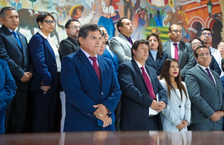 Nueva alcaldesa de Arequipa presenta a 11 nuevos gerentes