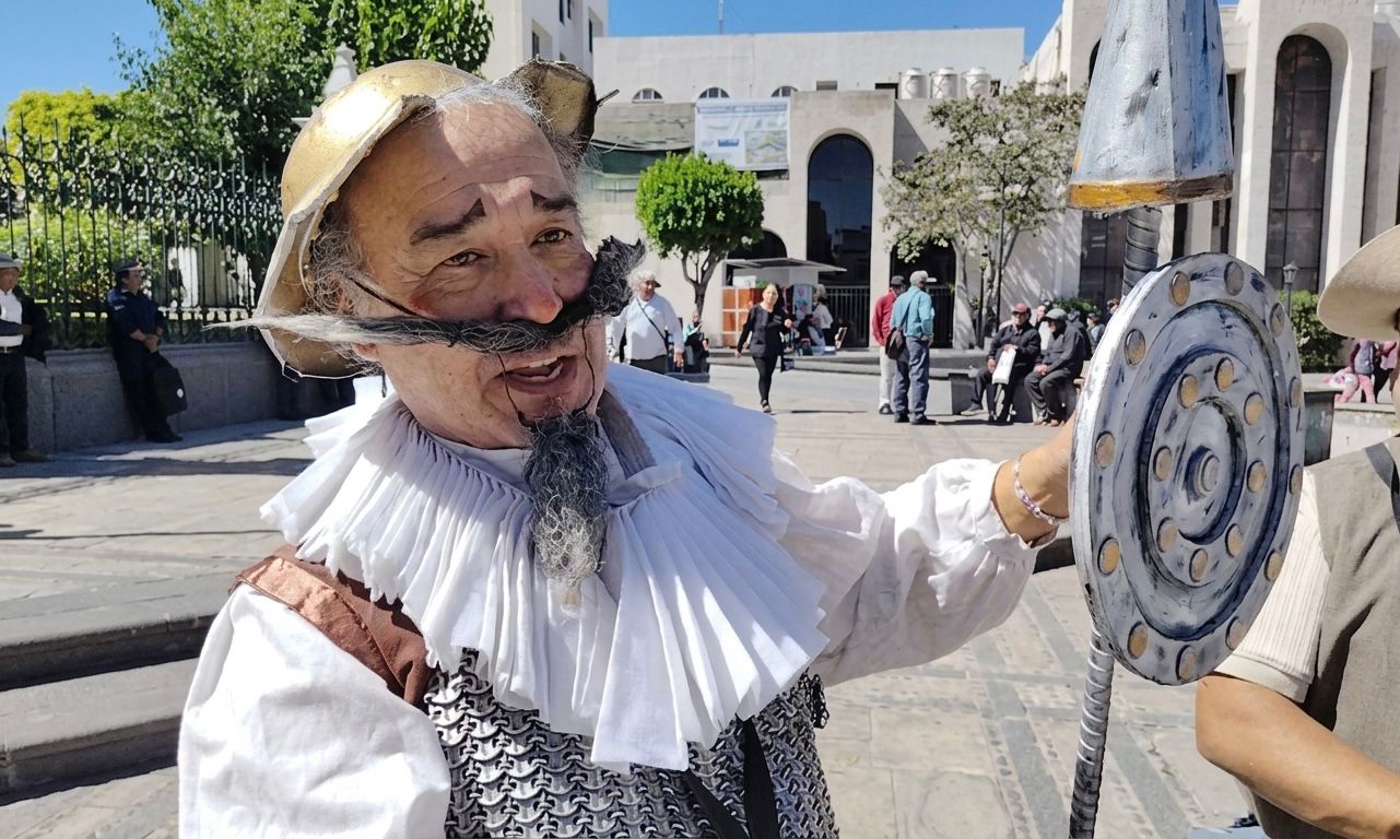 “SIEMPRE QUE EXISTA LA ENERGÍA DE COMPARTIR CON EL PÚBLICO,VA A EXISTIR EL TEATRO»