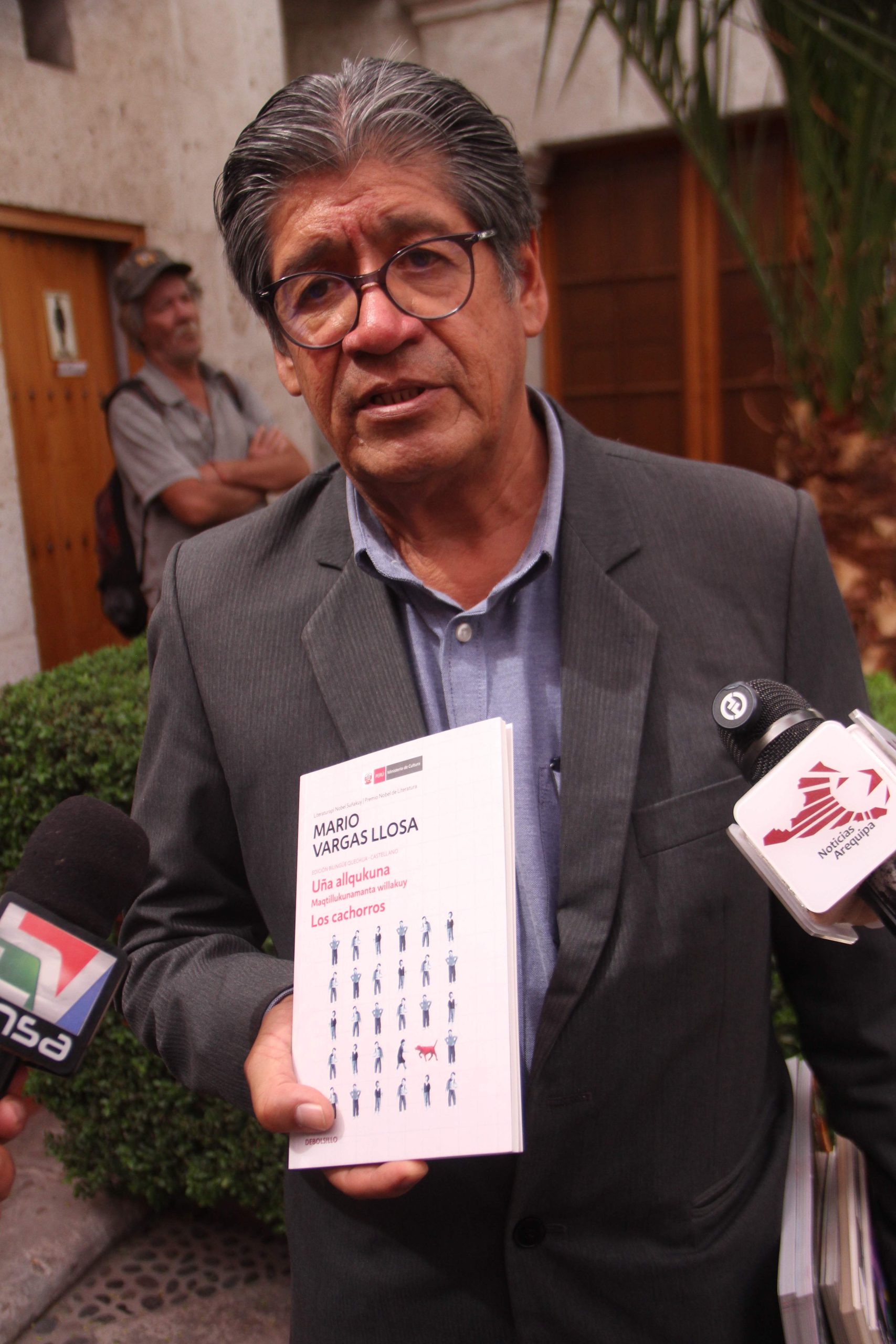 Arequipa recibe “Los Cachorros” en quechua para fomentar la literatura