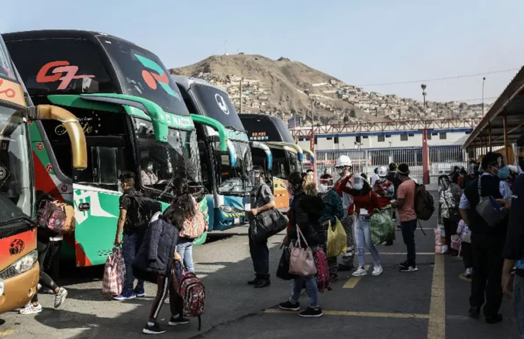 Transportistas exigen al Gobierno soluciones a corto y largo plazo para crisis de los combustibles