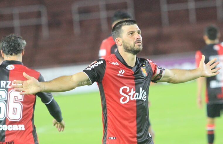 Bernardo Cuesta sigue siendo el líder en FBC Melgar