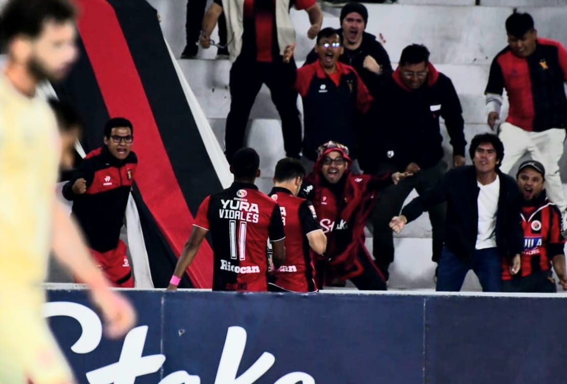 Cuesta anotó y el FBC Melgar ganó en casa