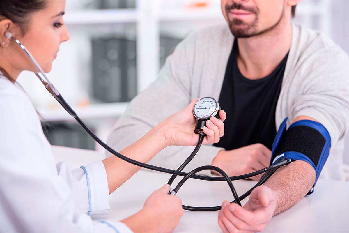 La hipertensión arterial no espera a la vejez, desde los 30 ya debes controlar tu presión