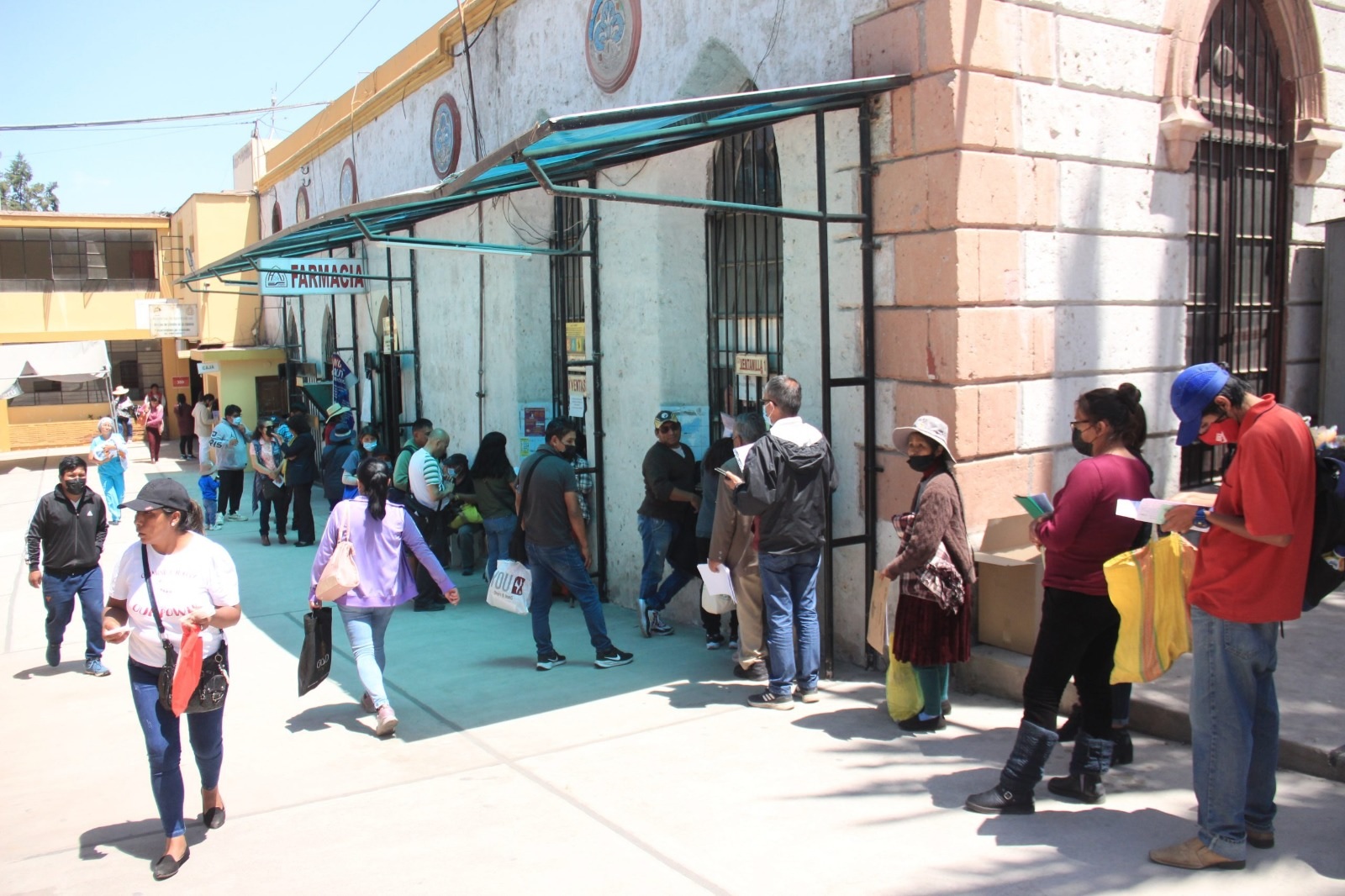 DÉFICIT DE MÉDICOS COMPLICA LA ATENCIÓN EN EL HOSPITAL GOYENECHE