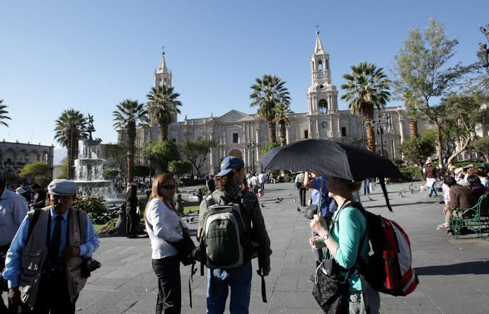 Modificatoria a Ley General de Turismo pondría en riesgo trabajo de 1 280 guías en Arequipa