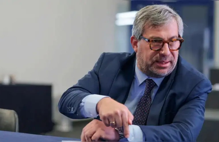 Determinan responsabilidad en diez funcionarios de ONPE por irregularidades