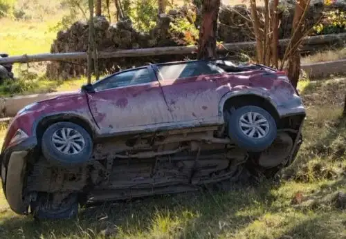 Despiste y vuelco de vehículo deja 6 docentes heridos en Cangallo
