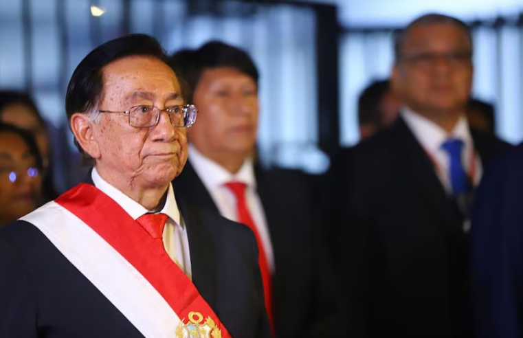 Presidente Balcázar en la mira por contradicciones en compra de F-16