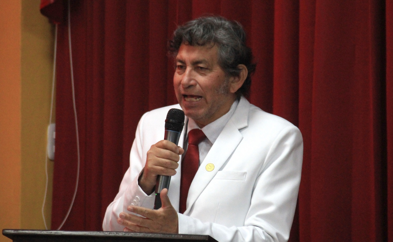 Citarán a gerente regional de Salud por desabastecimiento en Honorio Delgado