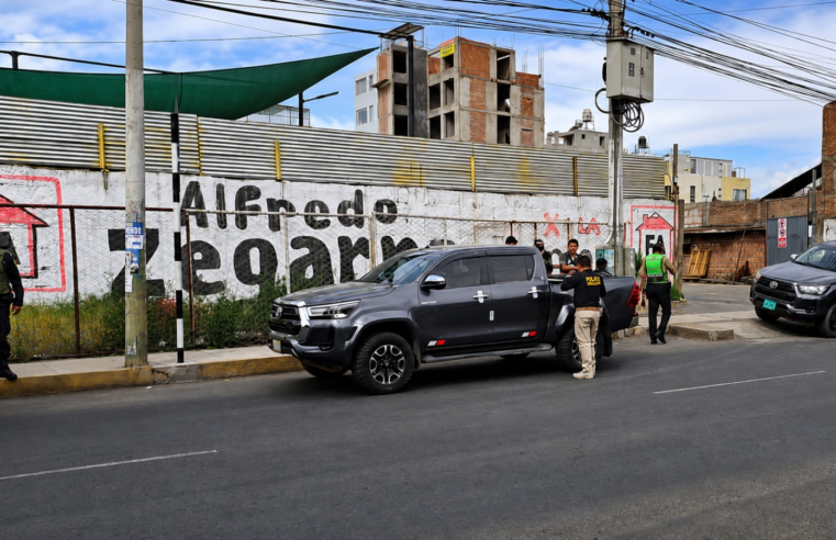 Marcas roban US$60 mil en la avenida Dolores