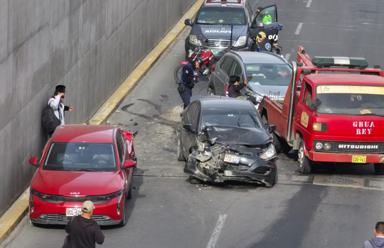 Triple choque en la avenida Venezuela deja tres heridos