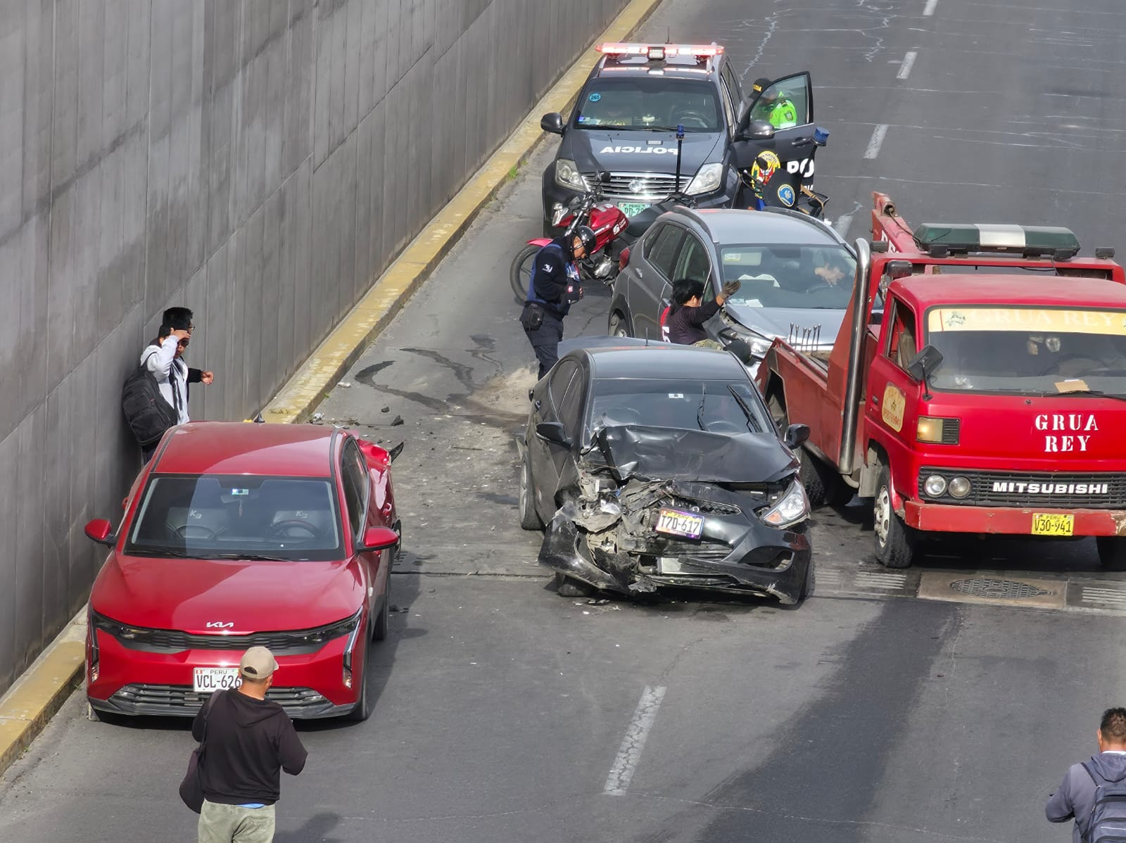 Triple choque en la avenida Venezuela deja tres heridos