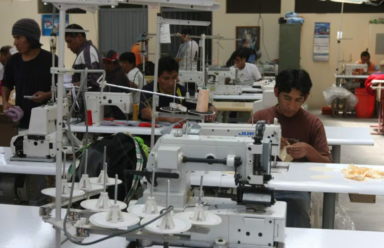 Mypes de Arequipa se capacitan en inteligencia artificial y comercio internacional