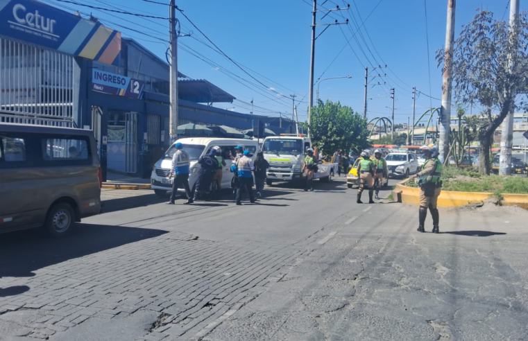 MPA y Policía realizan operativo contra transporte informal en vías de Arequipa