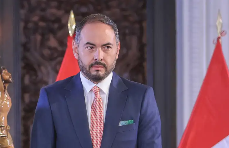 Congreso rechaza interpelar a ministro de Defensa por operativo militar en Colcabamba
