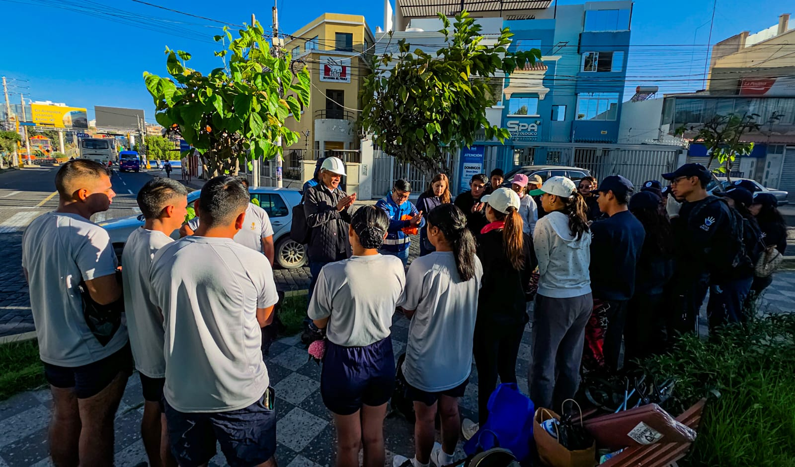 Más de media tonelada de residuos retiran de la ribera del río Chili