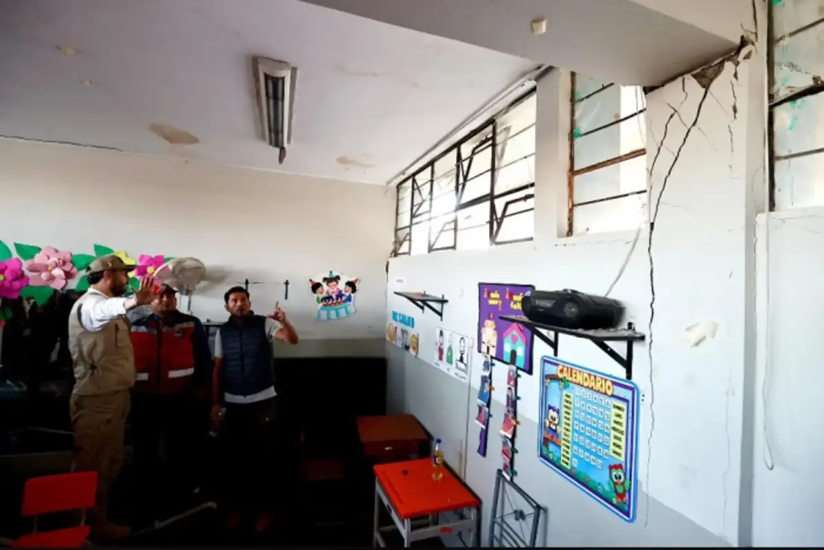 Sismo deja 27 heridos leves y daños en colegios y viviendas