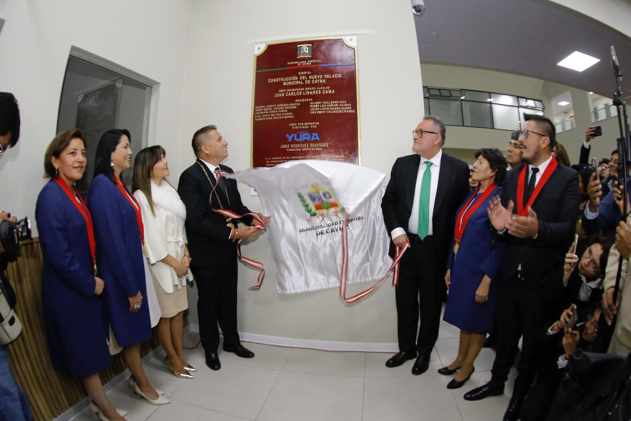 Cayma inaugura moderno Palacio Municipal y apuesta por nueva forma de gestión pública