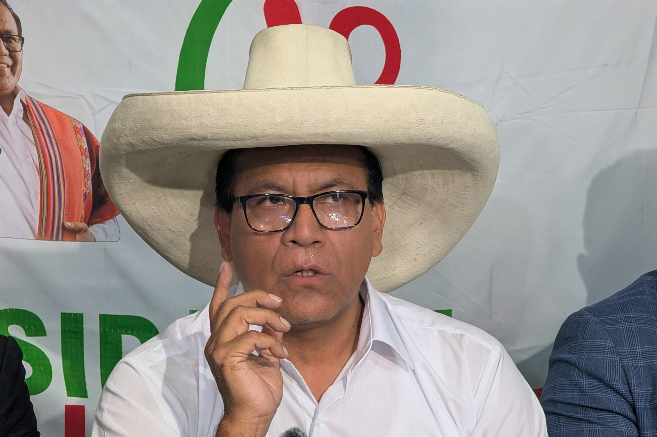Partido Obras oficializa respaldo a Sánchez para segunda vuelta electoral