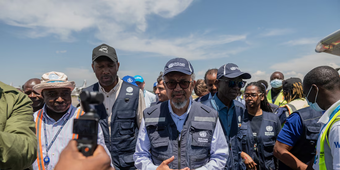 Jefe de la OMS visita epicentro del brote de ébola en RDC