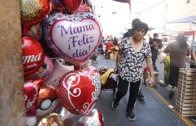 Arequipa se vuelca a las calles y centros comerciales por el Día de la Madre