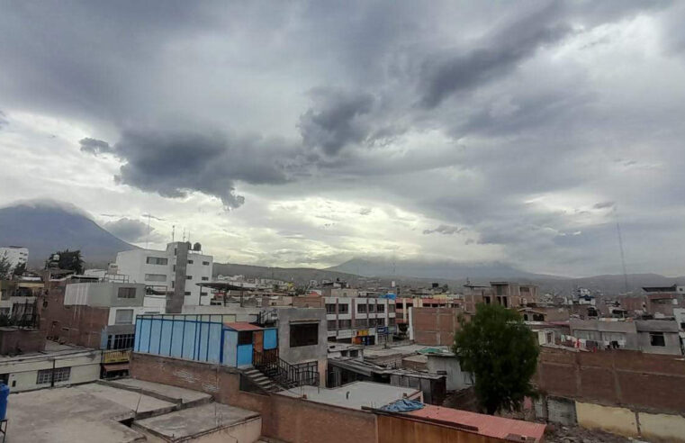Prevén lluvias en la sierra alta y cielo nublado en la ciudad