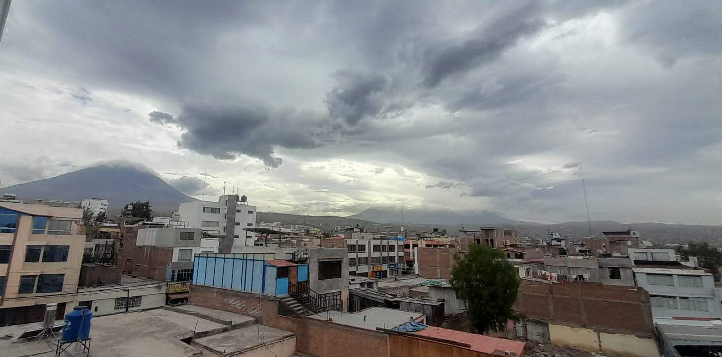 Prevén lluvias en la sierra alta y cielo nublado en la ciudad