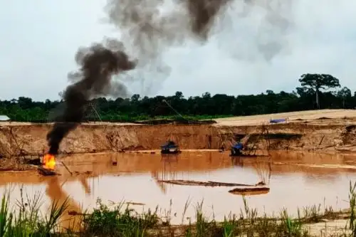 Destruyen bienes de minería ilegal valorizados en más de S/ 100 millones