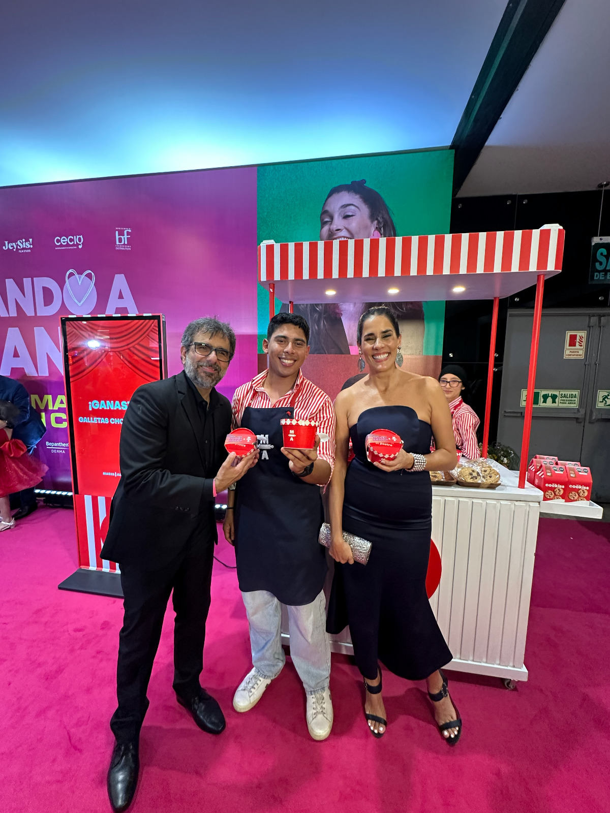 María Almenara ofrece experiencia con el elenco de “Amando a Amanda” para clientes en Arequipa