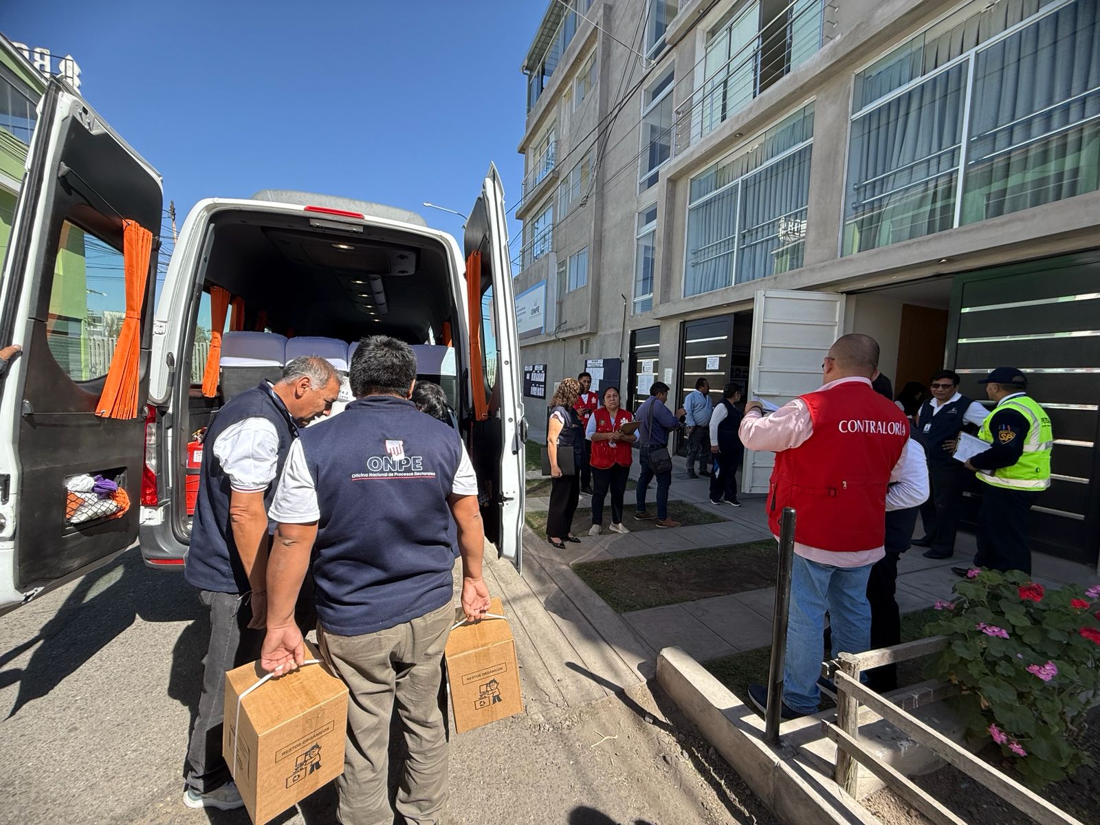 ONPE inicia despliegue de material electoral en Arequipa