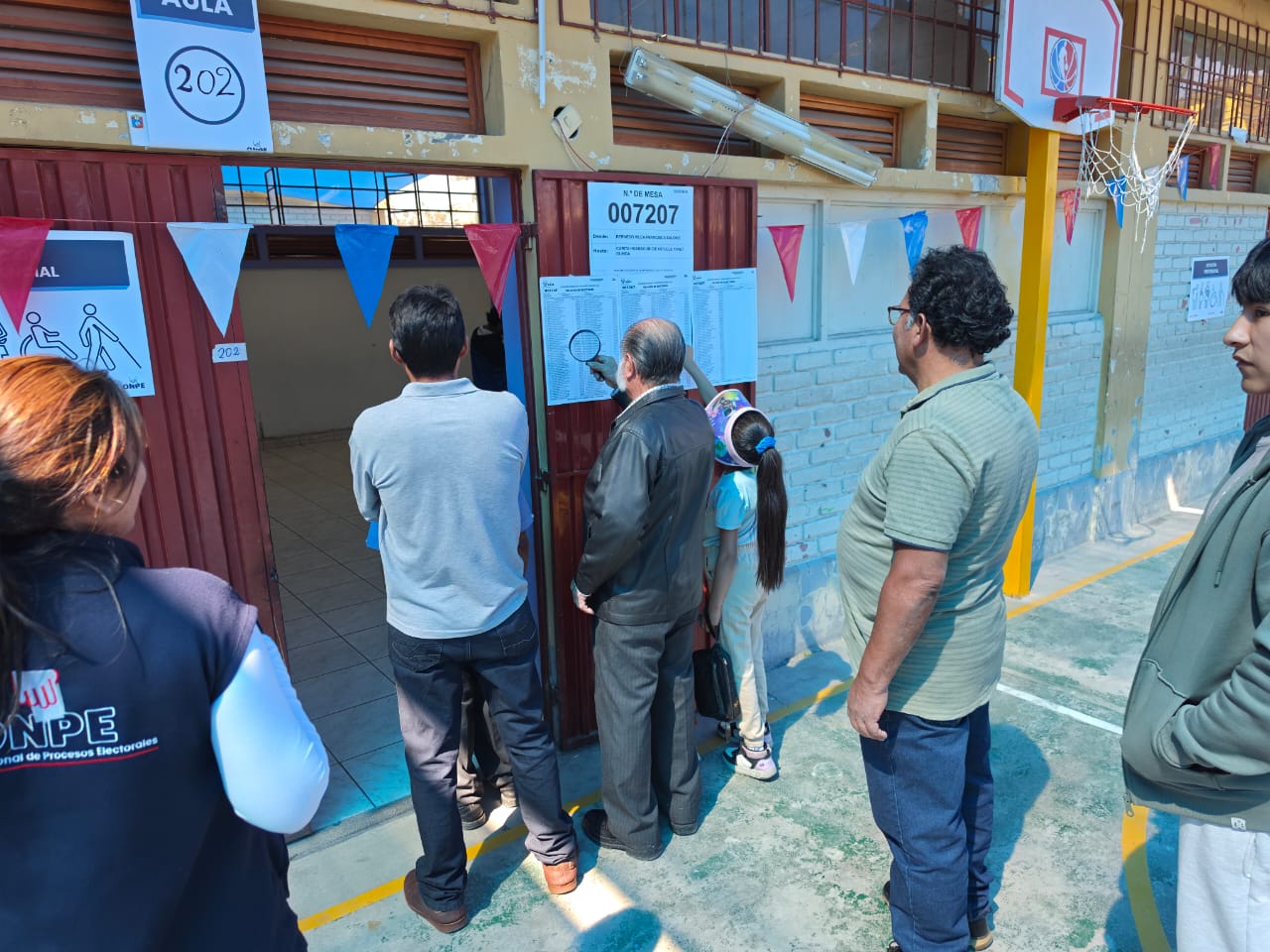 Más de 1.2 millones de arequipeños vuelven hoy a las urnas