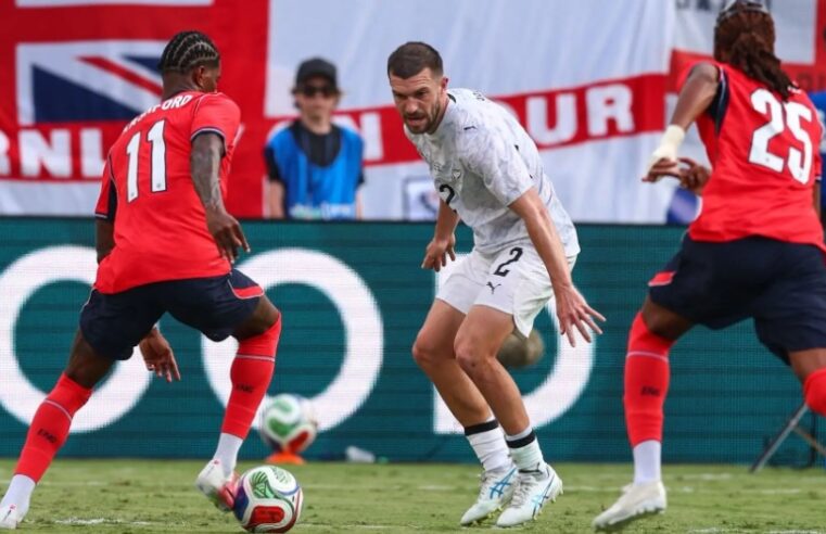 Inglaterra derrotó a Nueva Zelanda con gol de su capitán Harry Kane