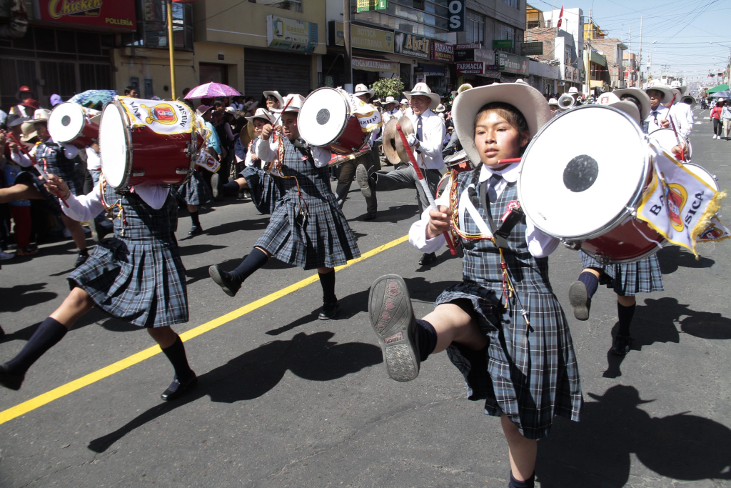 Vacunación contra sarampión sería requisito para participación de escolares en desfiles por Fiestas Patrias