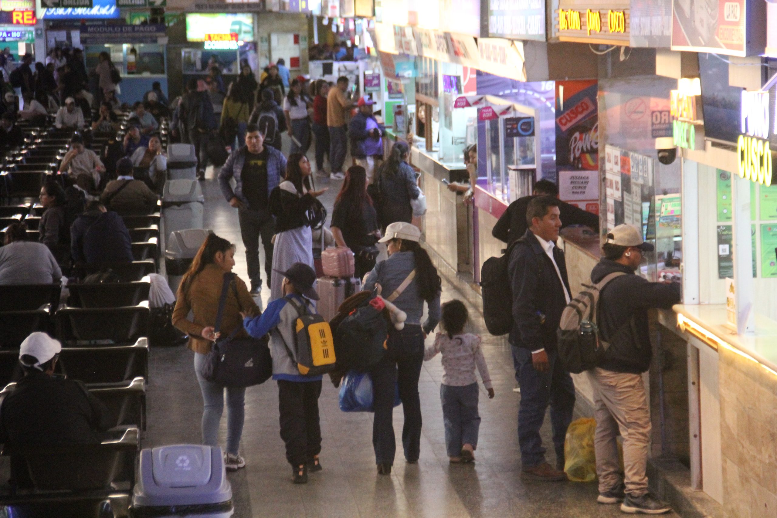 Tarifas de pasajes interprovinciales se disparan más del 80 por ciento